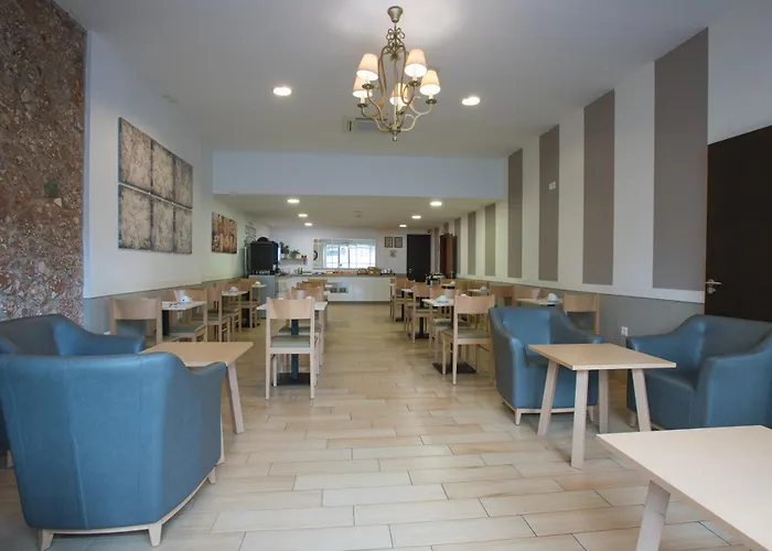 Sur Hotel 2*